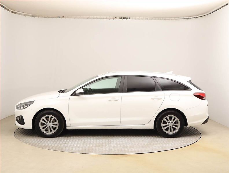 Hyundai i30 (2021) 1.6 CRDi, ČR,1.maj, Serv.kniha - fotka 3 z 22