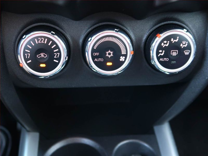 Mitsubishi ASX (2013) 1.8 DI-D MIVEC, 4X4 - fotka 16 z 17