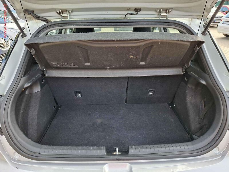 Hyundai i20 (2015) 1.2CVVT, 2.maj,ČR, AC, tempo - fotka 7 z 17