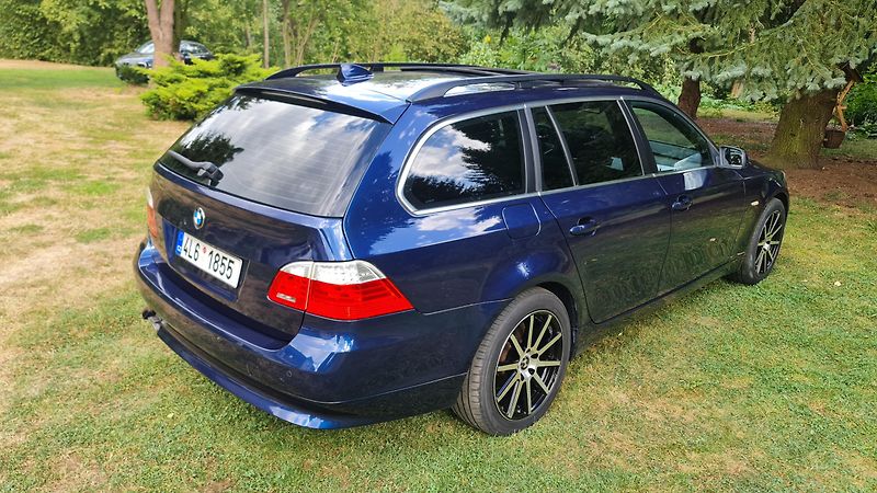 BMW Řada 5 (2009) 525XD,E61,FACELIFT,145kW,MANUÁ - fotka 9 z 32