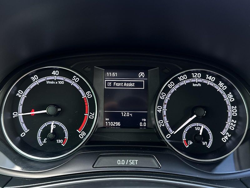 Škoda Fabia 1.0TSi Style PLUS 110PS KAMERA - fotka 22 z 38