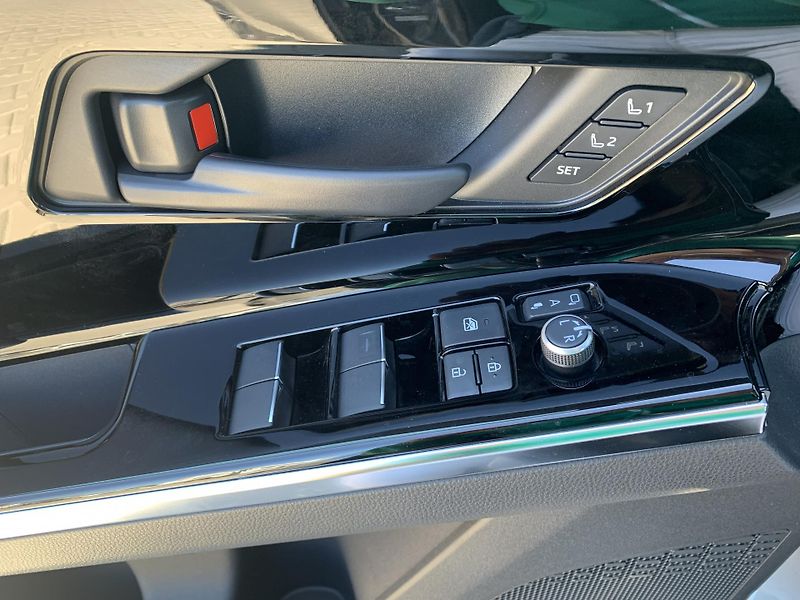 Toyota bZ4X EXECUTIVE JBL 150kW - fotka 24 z 37