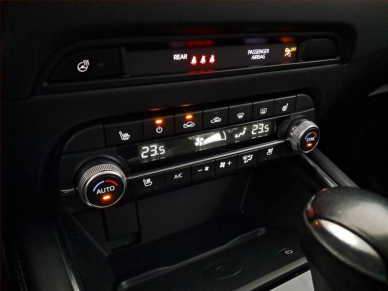 Mazda CX-5 (2022) Revolution TOP 2.5 Skyactiv-G - fotka 19 z 23