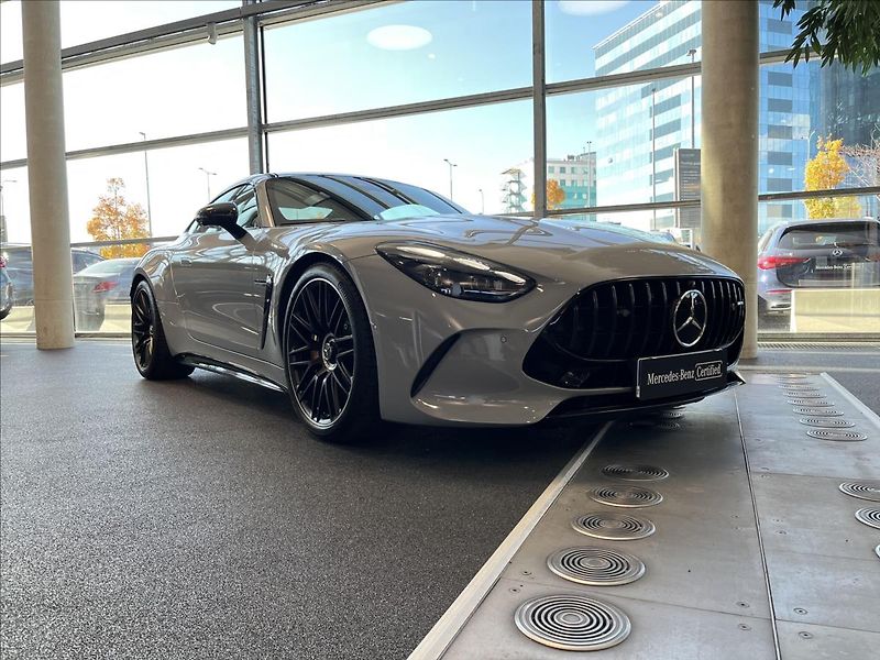 Mercedes-Benz AMG GT Mercedes 63 4MATIC+ - fotka 23 z 25