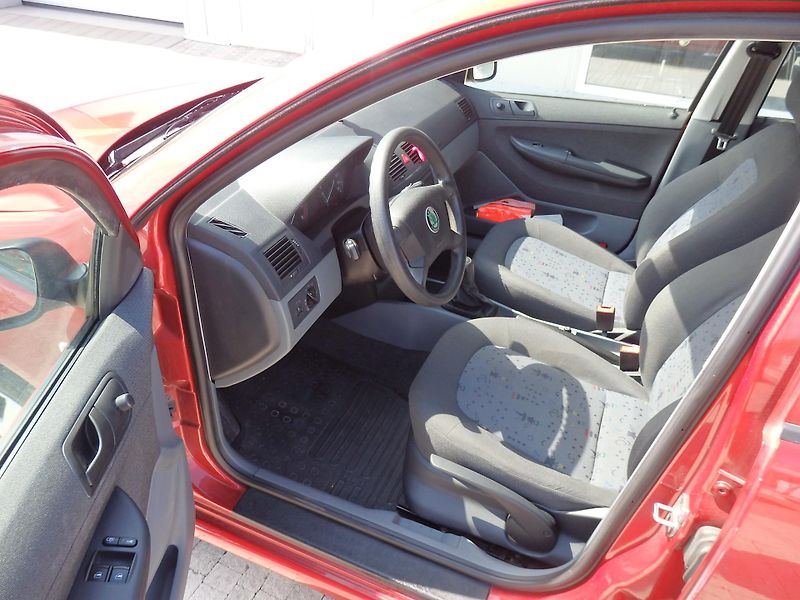 Škoda Fabia 1,2 47kW KLIMA, KOUPENO ČR - fotka 6 z 16