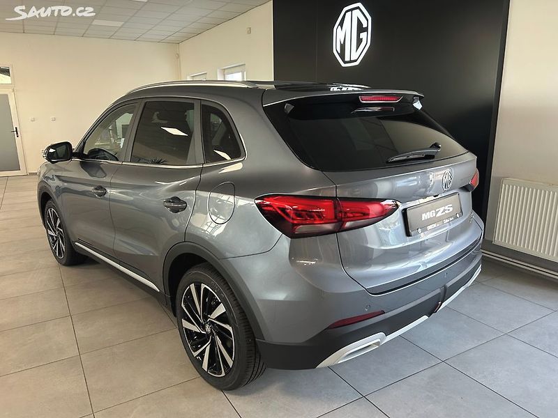 MG ZS (2026) 1,5 HEV Exclusive - fotka 3 z 7