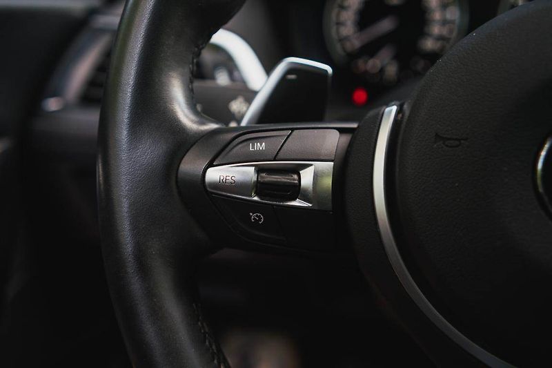 BMW Řada 2 (2019) M240i xDrive - fotka 22 z 36
