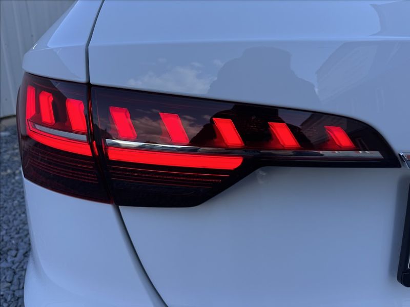 Audi A4 2,0 40 TDI Quattro ACC DPH ČR - fotka 15 z 50