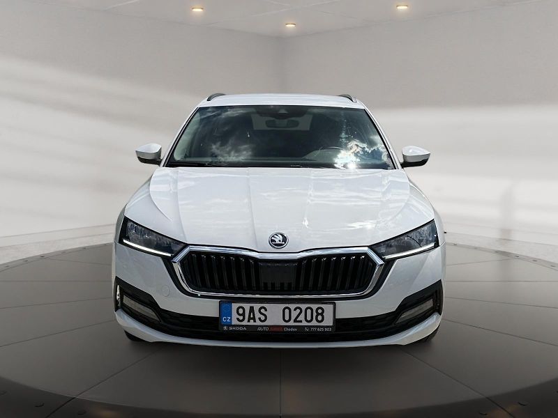 Škoda Octavia (2023) AMBITION 2.0TDI 110kW CZ DPH - fotka 2 z 11