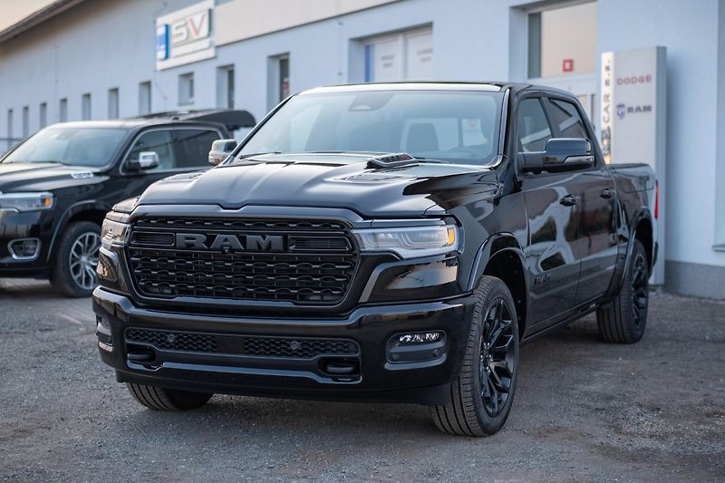 Dodge RAM (2025) 1500 LIMITED 3.0l - fotografie inzerátu