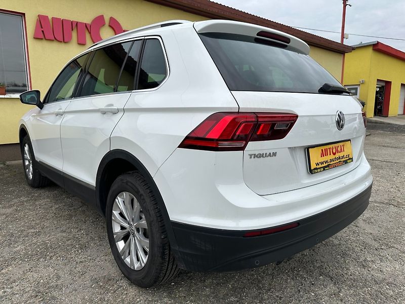 Volkswagen Tiguan 2.0 TDI 110kW/4x4/DSG/Navi - fotka 5 z 47