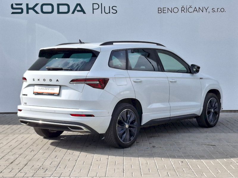 Škoda Karoq (2024) SportLine DSG 1,5TSi 110kW - fotka 2 z 35