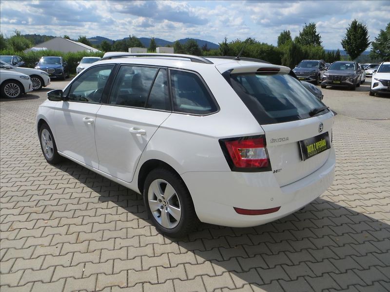 Škoda Fabia 1,0 TSI Ambition Tažné ČR - fotka 5 z 20