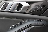 BMW X5 M50i - náhled 17