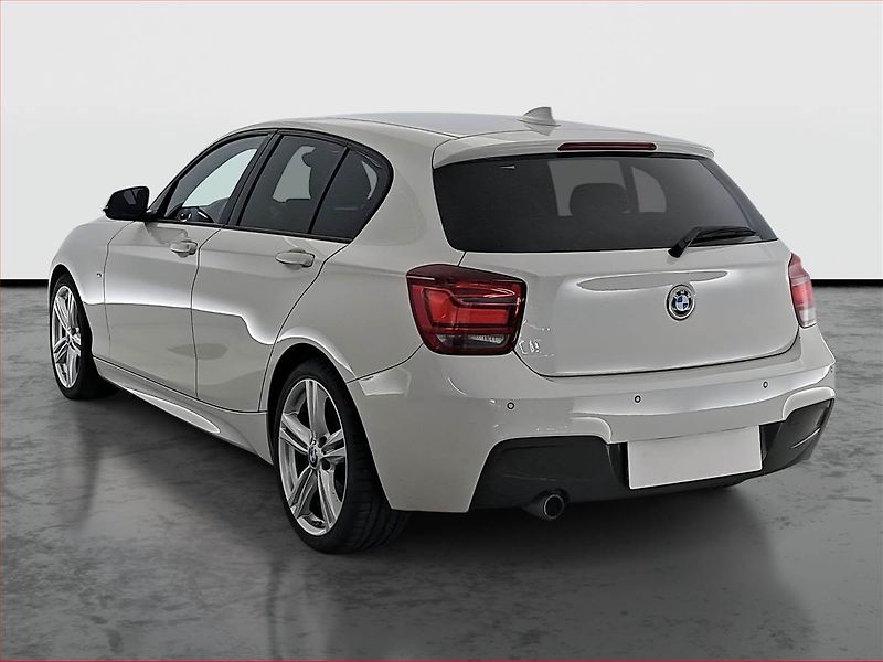 BMW Řada 1 (2015) 116d, Navi, Xenony - fotka 4 z 18