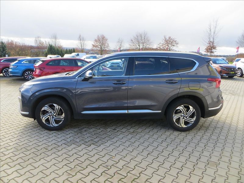 Hyundai Santa Fe 2,2 CRDi Smart 4x4 DCT 142kW - fotka 4 z 28