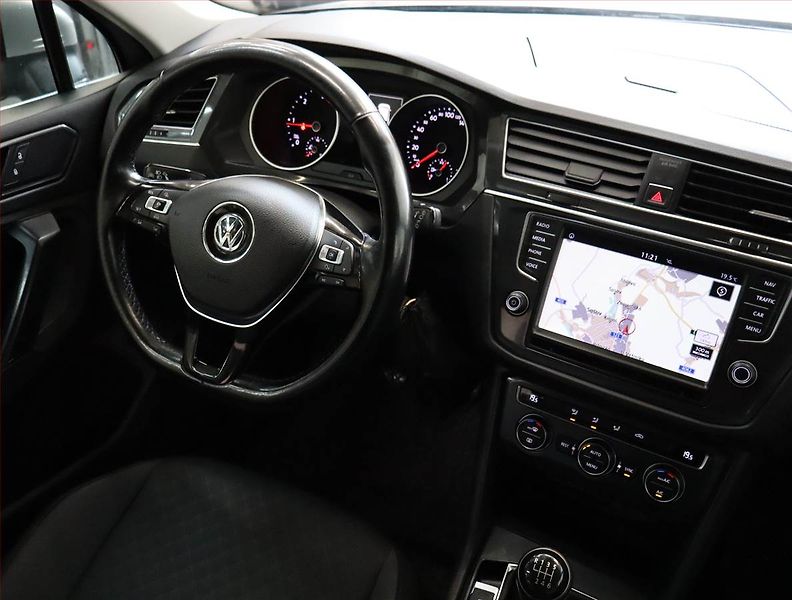 Volkswagen Tiguan (2016) Comfortline 2.0 TDI, Navi - fotka 7 z 22