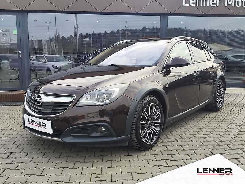 Opel Insignia 2.0 CDTI/125kW Sports AT  4x4 - fotka 1 z 33