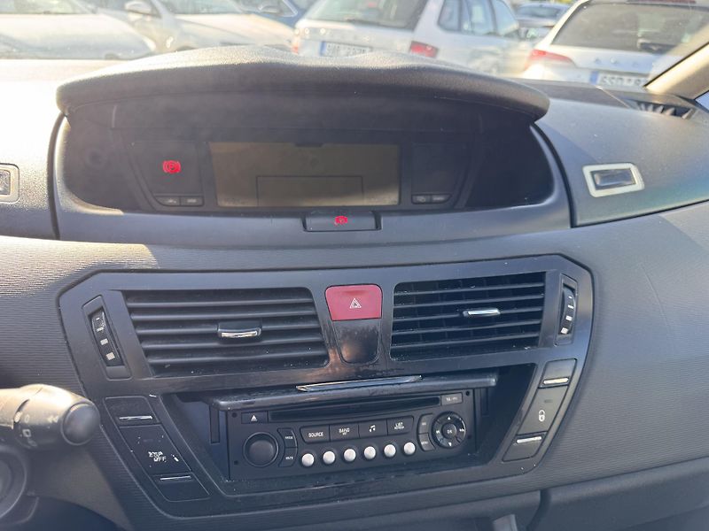 Citroën C4 Picasso 1.6 HDi, 80 kW, 2007,TK 6/27 - fotka 12 z 20