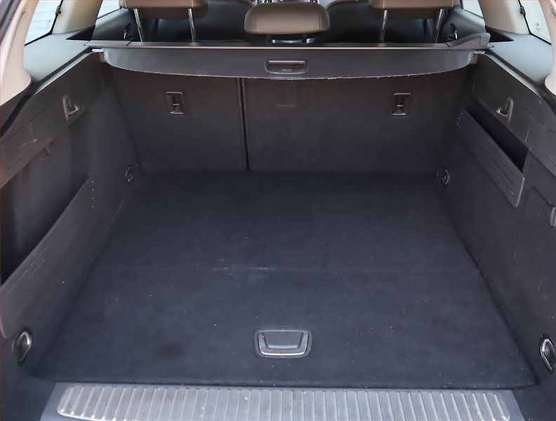 Opel Astra (2012) 1.4 T, Serv.kniha, Navi - fotka 14 z 19
