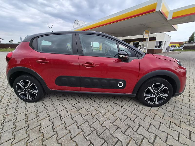 Citroën C3 1,2 PureTech S&S Shine - fotka 5 z 11