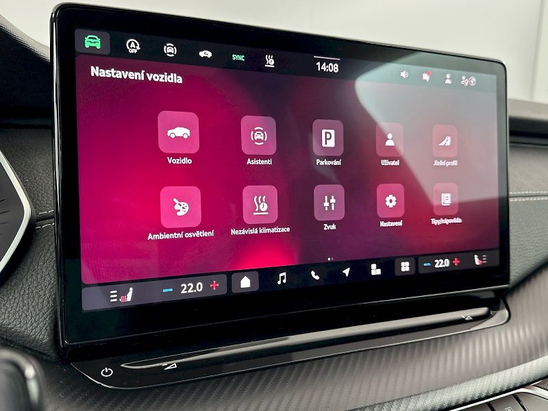 Škoda Octavia (2025) Combi DSG 2.0TSI 150kW 4x4 Spo - fotka 24 z 36