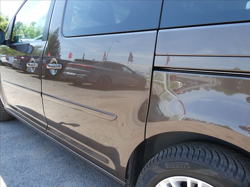 Volkswagen Caddy 1,4 TSi 92kW webasto, serviska - fotka 14 z 44