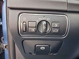Volvo S60 (2015) 2.0 D4, ČR, servis.kniha, AT - náhled 13