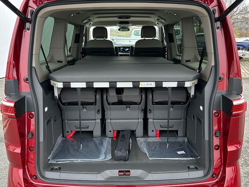 Volkswagen Multivan (2025) 1,5 TSI PHEV - fotka 15 z 23