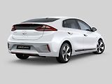 Hyundai nabízí model Ioniq buď v čistě elektrické verzi, nebo s hybridním pohonem
