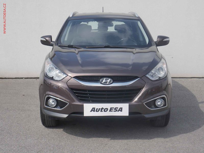 Hyundai ix35 (2013) 1.6 GDI, ČR, AC, výhřev sed. - fotka 2 z 15