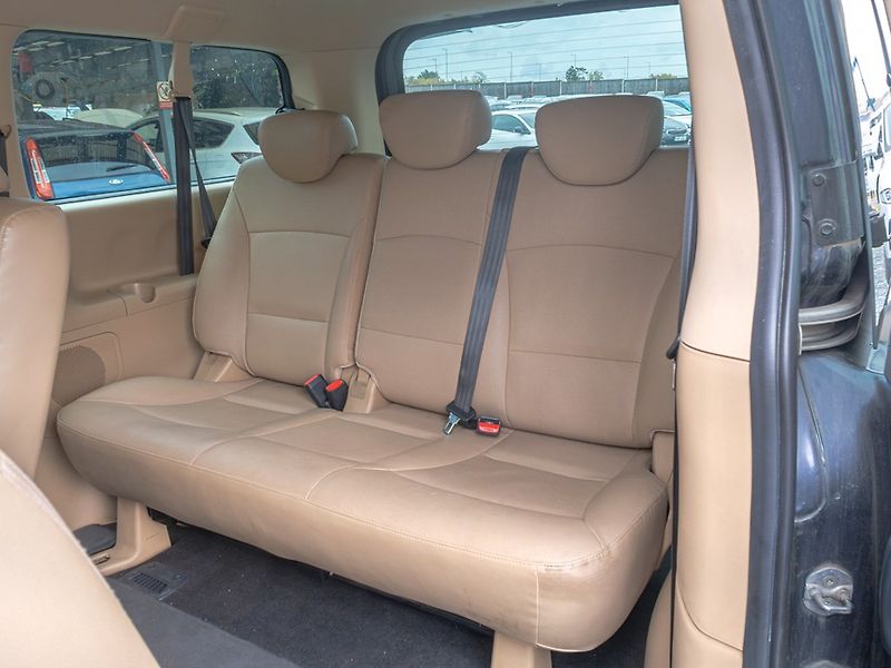 Hyundai H 1 (2015) ČR 2.5D 125KW mat – 8 SEDADEL - fotka 40 z 48