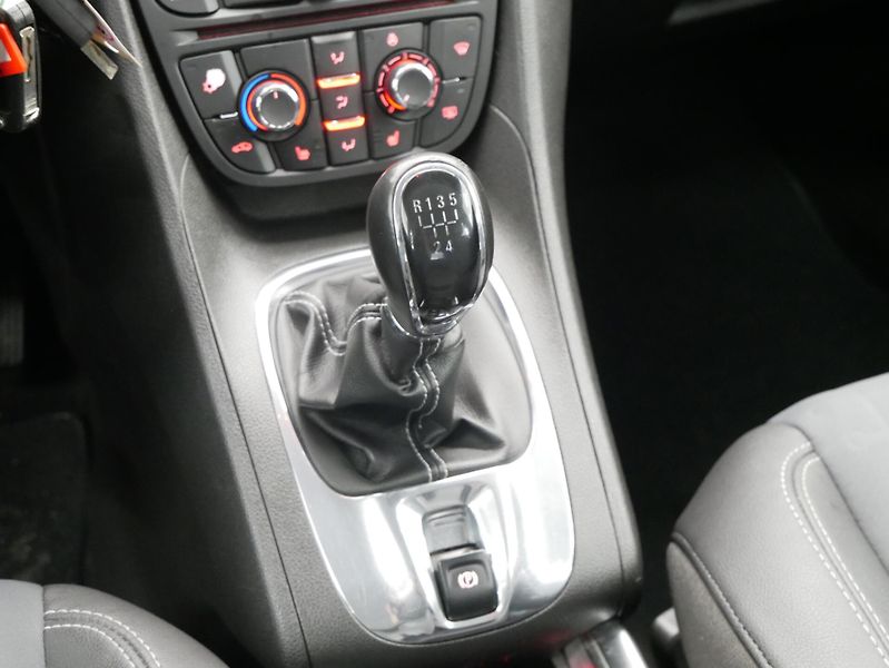 Opel Meriva - fotka 19 z 23