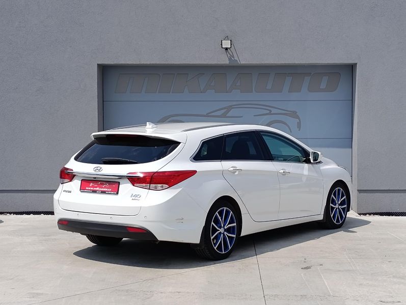 Hyundai i40 1.7CRDi 100kW ČR  - fotka 5 z 34