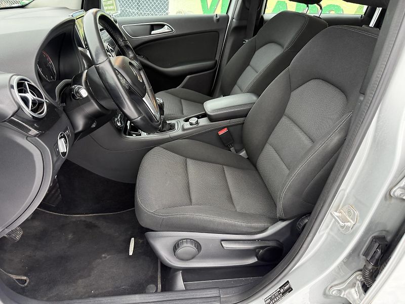 Mercedes-Benz Třídy B 180CDI TAŽNÉ - fotka 11 z 23