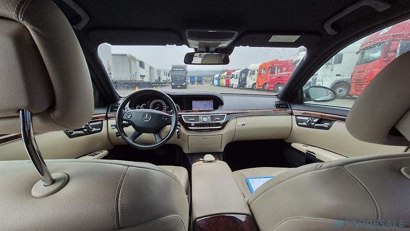 Mercedes-Benz Třídy S S320 CDI 4-MATIC-není odpočet - fotka 13 z 19