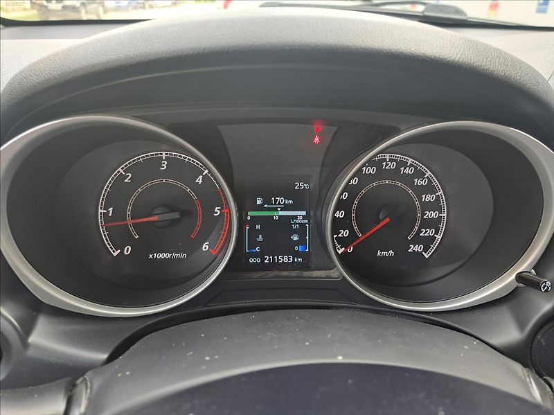 Mitsubishi ASX 1,8 Di-D  4x4 - fotka 27 z 50