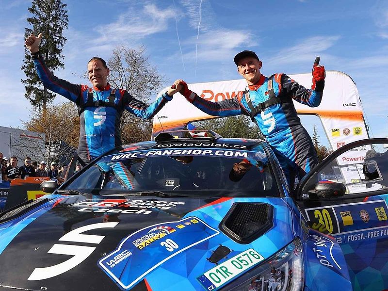 Závěrečná etapa a cíl Středoevropské rallye v Pasově.