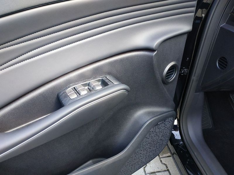 Omoda 7 1.6 T Premium, AT, SKLADEM - fotka 9 z 33