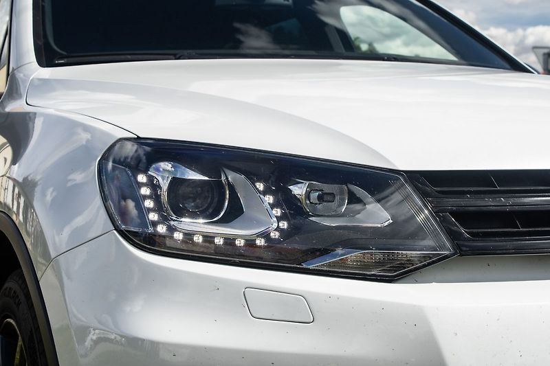 Volkswagen Touareg - fotka 10 z 40