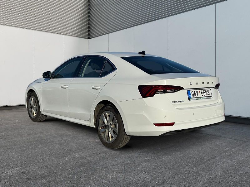 Škoda Octavia (2023) STYLE 1.0TSI 81kW TAŽNÉ DPH CZ - fotka 4 z 11
