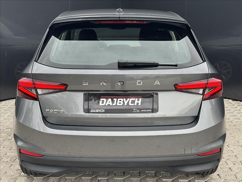 Škoda Fabia 1,0 MPI 130LET ZÁRUKA ČR DPH - fotka 8 z 29