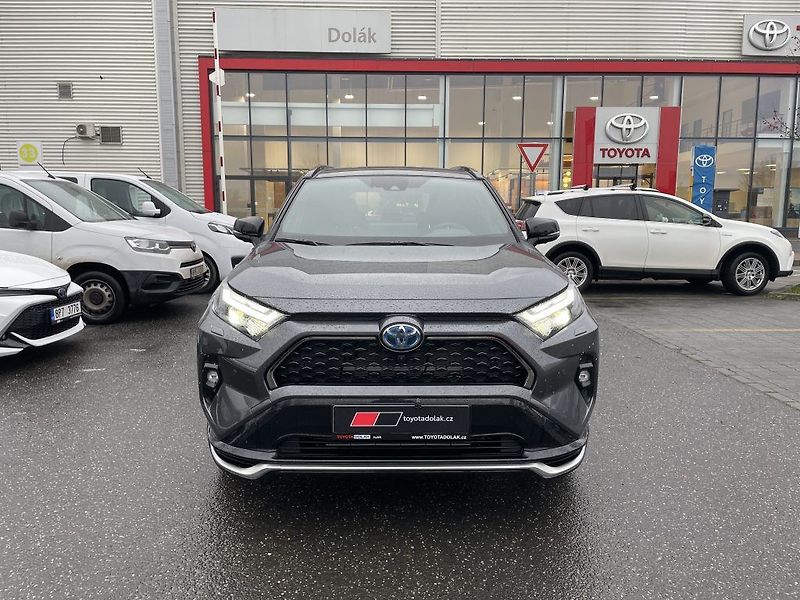 Toyota RAV4 2.5 Plug-in Hybrid ODBĚR 11/26 - fotka 10 z 36