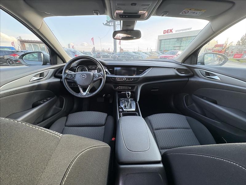 Opel Insignia 1,6 CDTi 100kW,Led,Navi,Kamera - fotka 8 z 39