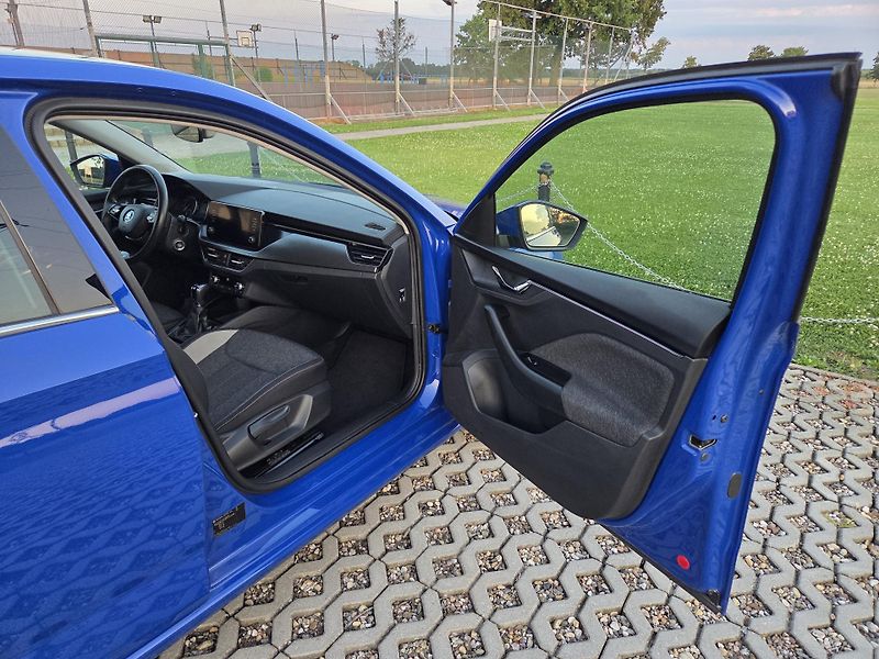 Škoda Scala 1.0 TSI 81 kW Style AT CZ DPH - fotka 11 z 27