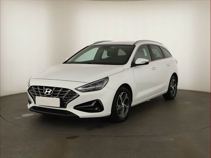 Hyundai i30 (2023) Comfort 1.0 T-GDI, Automat, ČR - fotka 2 z 14