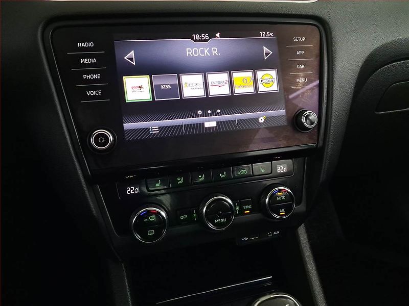 Škoda Octavia (2017) Style 1.6 TDI, Serv.kniha - fotka 12 z 15