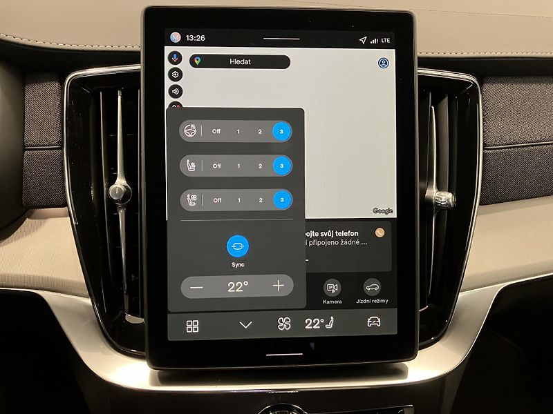 Volvo XC90 T8 eAWD Ultra BE - REZERVACE - fotka 37 z 43