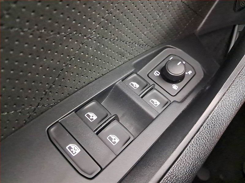 Škoda Kodiaq (2023) RS 2.0 TSI - fotka 16 z 24
