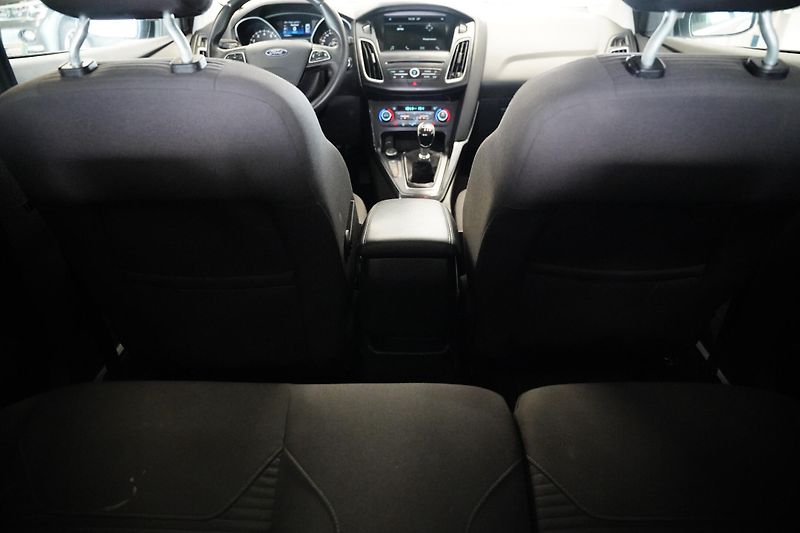 Ford Focus - fotka 28 z 30